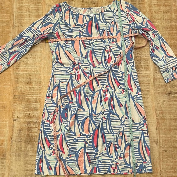 Lily Pulitzer       Red Right Return Marlowe Boatneck T-Shirt Dress - Picture 1 of 11